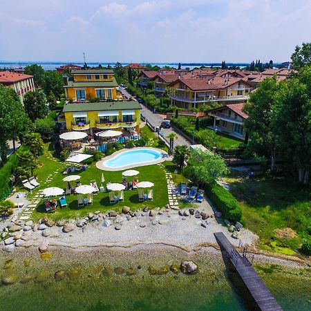 Hotel La Rondine Sirmione Buitenkant foto