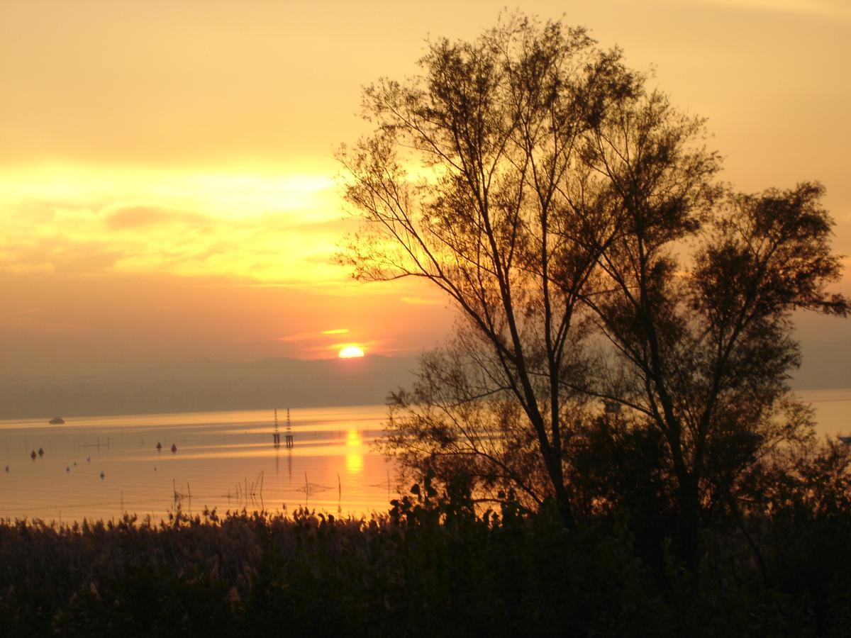 Hotel La Rondine Sirmione Buitenkant foto