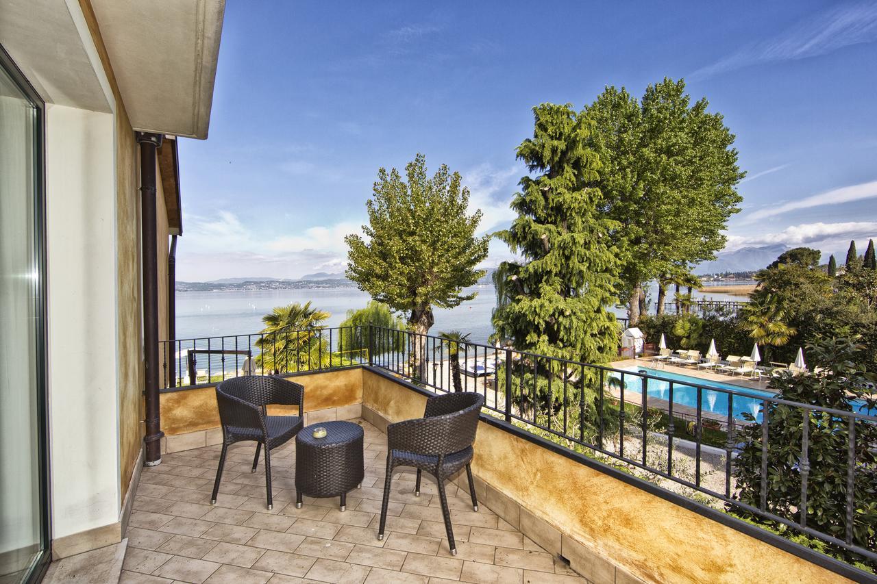 Hotel La Rondine Sirmione Buitenkant foto