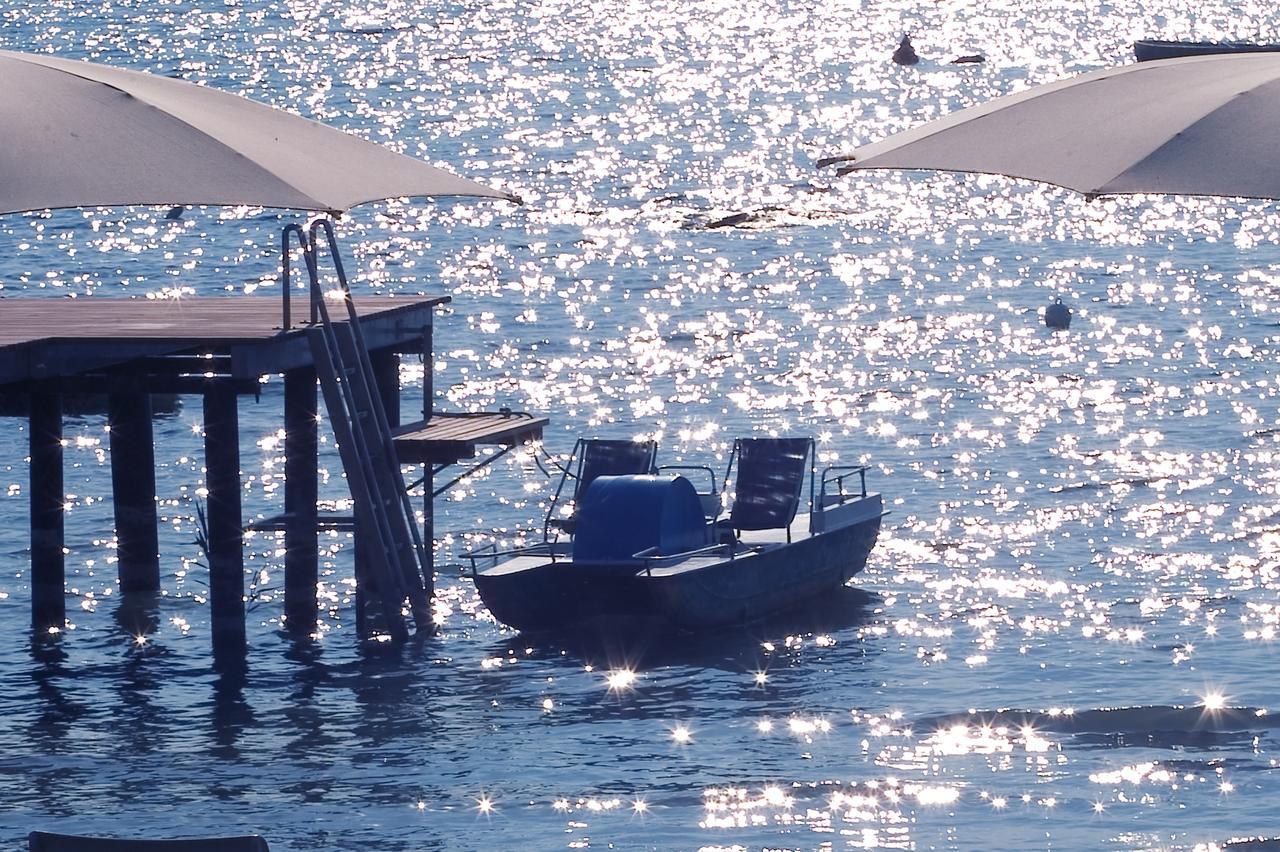 Hotel La Rondine Sirmione Buitenkant foto