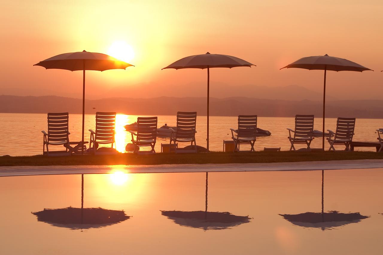 Hotel La Rondine Sirmione Buitenkant foto